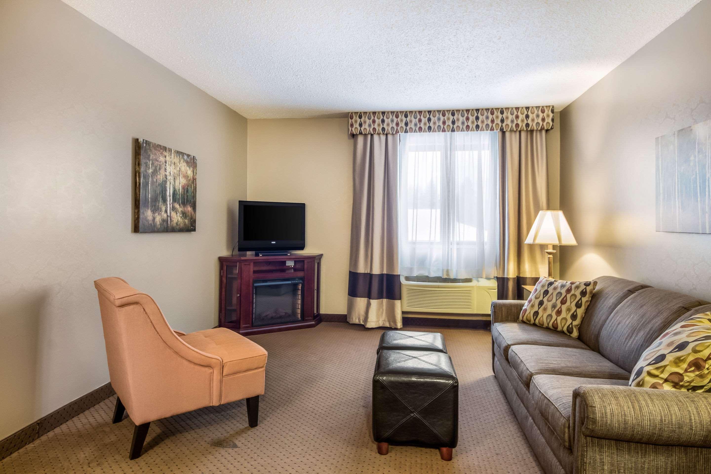 Quality Inn & Suites Newberry Exterior foto