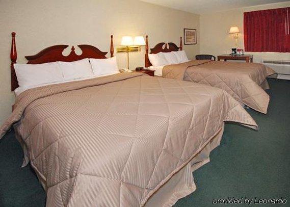 Quality Inn & Suites Newberry Quarto foto